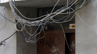 Режат незаконните кабели за тв и интернет