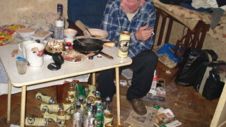 Съдят алкохолици и просяци за изборите в Русия