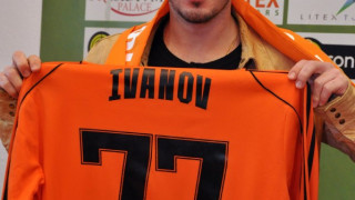 "Литекс" наказа с 3:1 "Ботев" във Враца