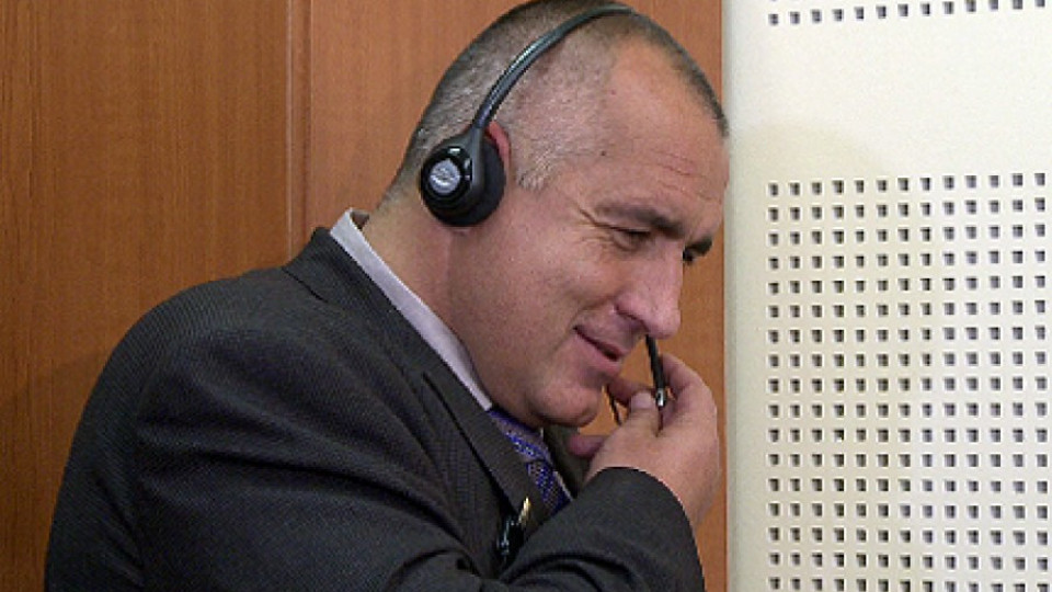 Депутати се топят с sms до Бойко | StandartNews.com