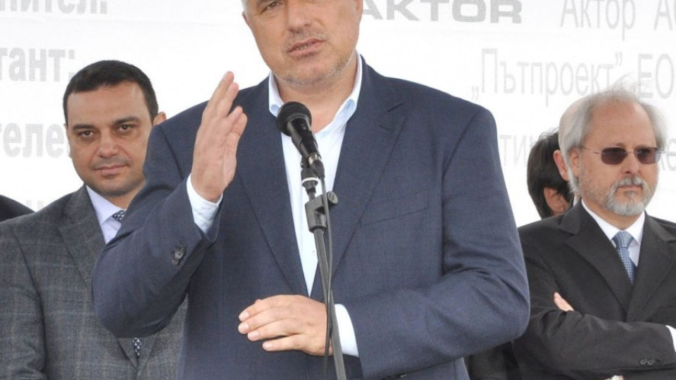 Бойко към лекарите: Бъдете всеотдайни!  | StandartNews.com