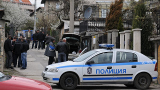 Длъжници на Железния плачат след убийството