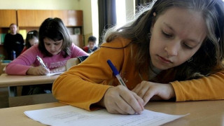 Над 15 хиляди деца напуснали училище