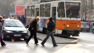 Градският транспорт в София ще вози до 1,30 часа