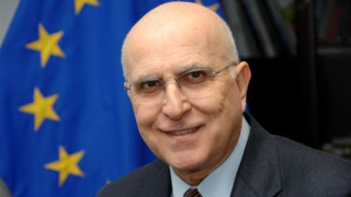 Спрягат Димос за премиер на Гърция 
