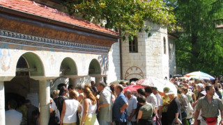 Молиха за чудо копие на Пресвета Богородица