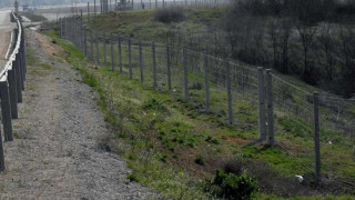 Няма да вдигаме ограда по границата с Турция