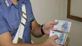 Българин зареждал Камората с фалшиви евро