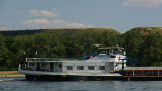 Корабен гигант купи русенско дружество