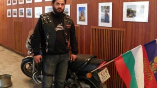 Семейство ще пътува с мотор 15 000 километра