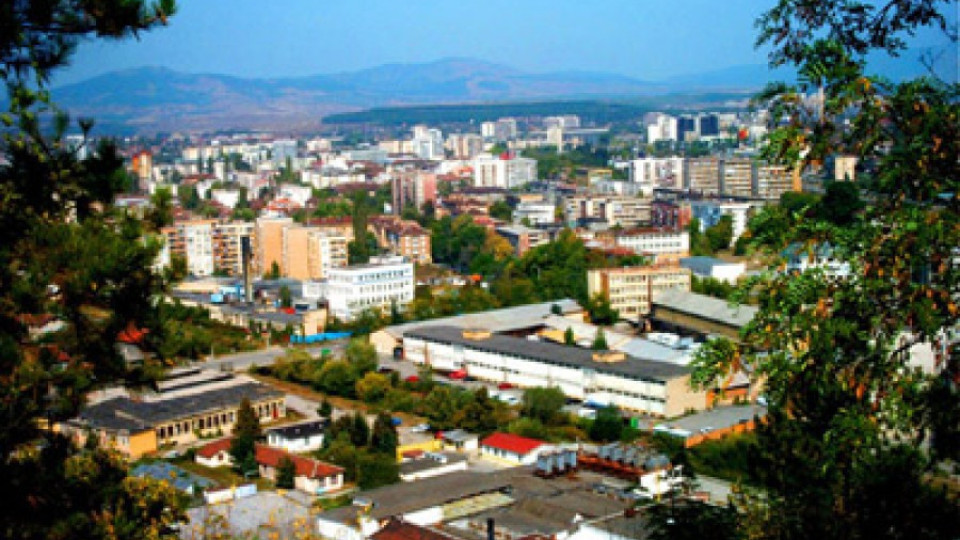 Подземно море цепи 207 къщи в Перник | StandartNews.com
