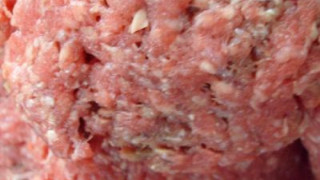 Спряха тон нередовно месо за пазара в София