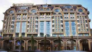 1000 долара на вечер стигнаха хотелите в Киев