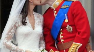 Кейт и Уилям честват първа годишнина в тесен кръг