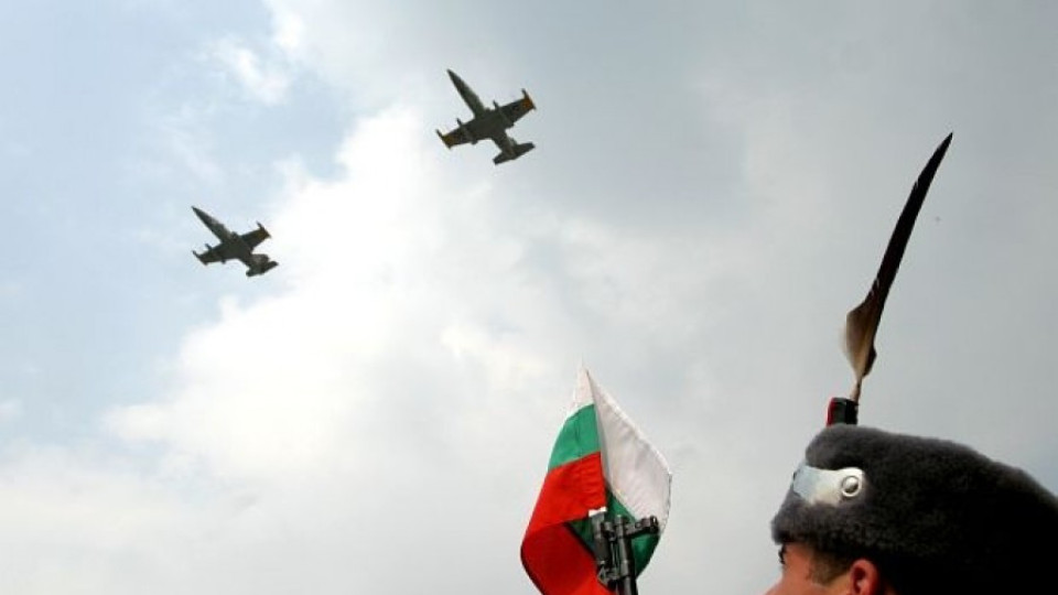 Вертолети тренират за парада на 6 май | StandartNews.com