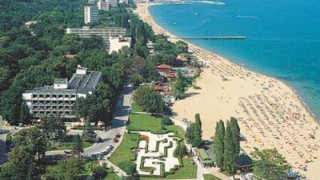 Морето край Златните най-чисто 