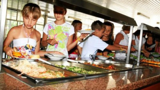 Затягат контрола върху детските лагери