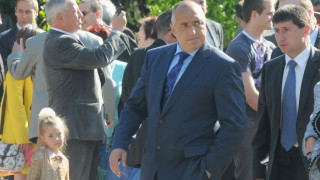 Щъркелчета бавят нова магистрала