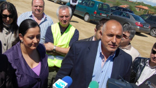 Гонят 4 фирми за калпав строеж на пътища