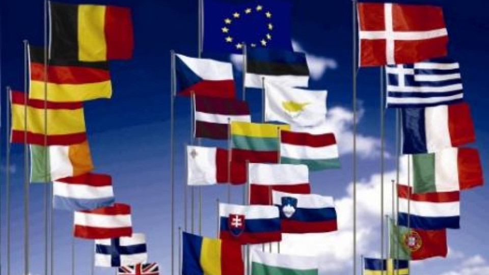 Атина и Париж клатят ЕС | StandartNews.com