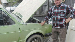 Нашенец превърна голфа си в електромобил