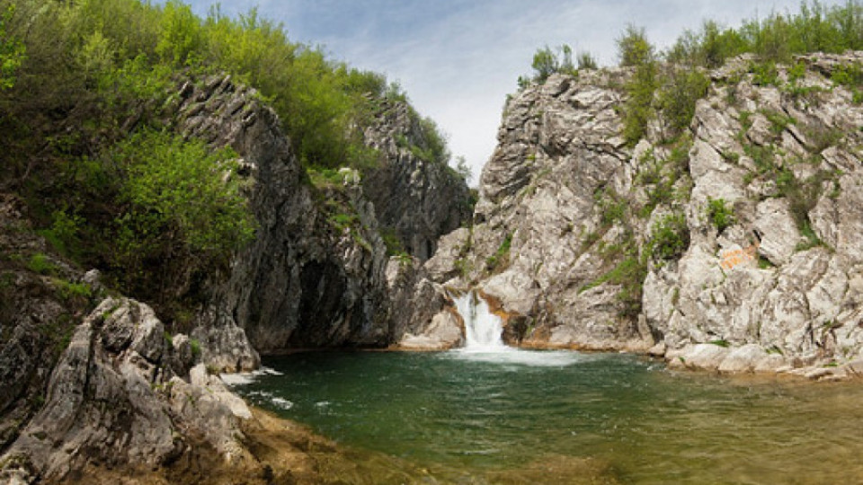 Мистериозна смърт паникьоса цяло село | StandartNews.com