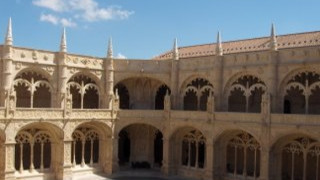 Португалия отменя празници в кризата