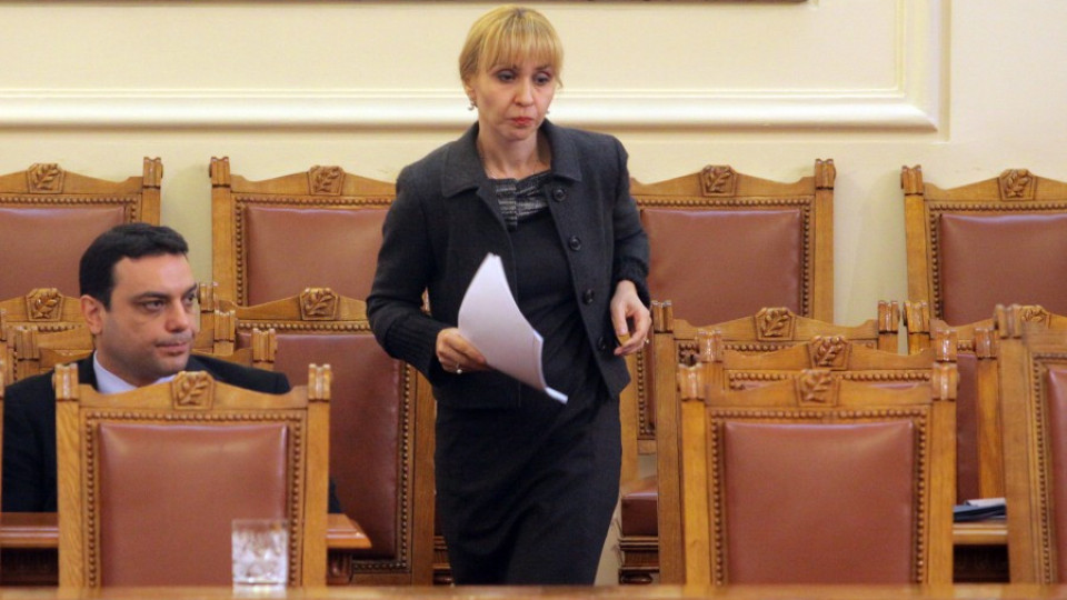 Ковачева: Галеви изчезнаха заради леката мярка | StandartNews.com
