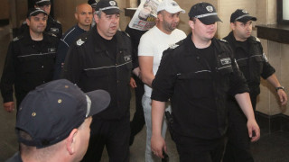 Беседа с "бръмбар" дава шанс на Наглите