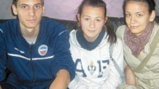 Тухла разби главата на волейболен шампион 