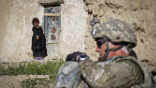 Двама US военни загинаха при експлозия в Афганистан  