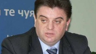Областният на Перник: Хората да не бързат да отстраняват щетите