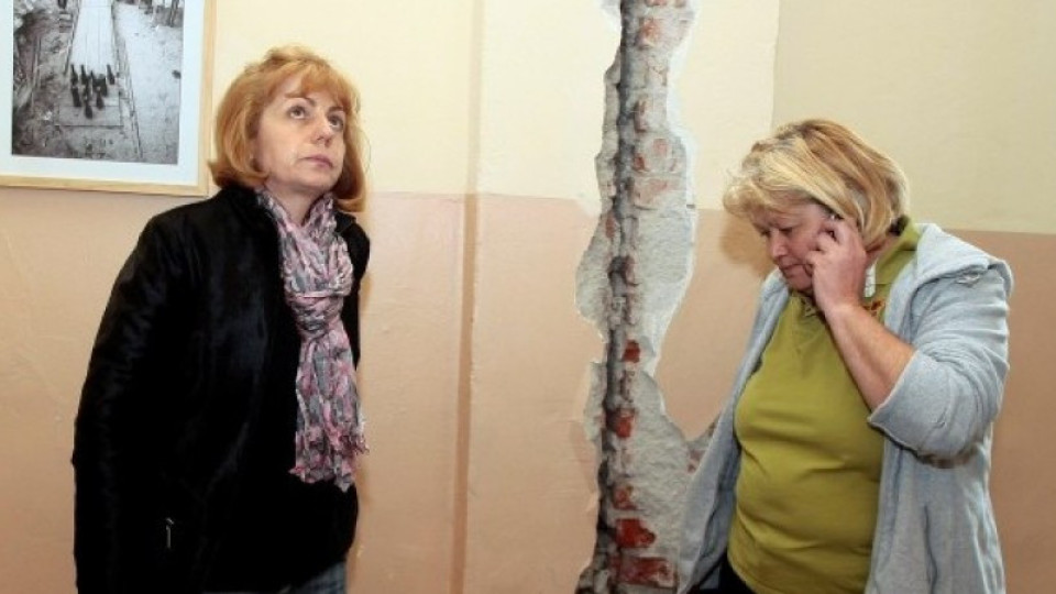Фандъкова: Наблюдавайте и се грижете за сградите си | StandartNews.com