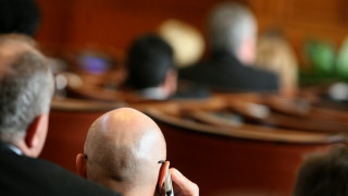 Премиерът прати Дянков и Павлова в НС да кажат какво правят след труса