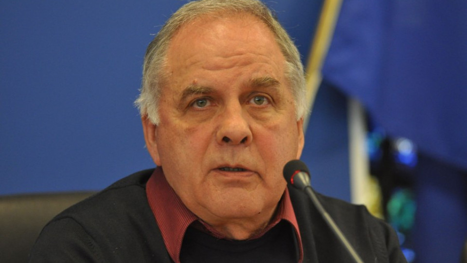 Волейболистите: Данчо Лазаров няма да подаде оставка | StandartNews.com
