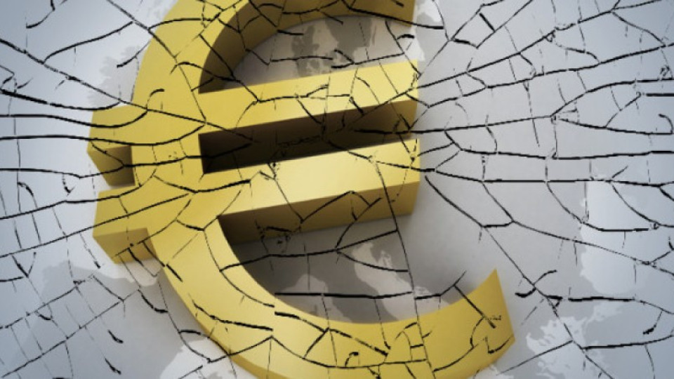 Брюксел тайно се подготвя за варианта Гърция - аут | StandartNews.com