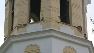 Вторичните трусове продължават