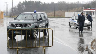 Грък вози афганистанци в акумулатори през границата