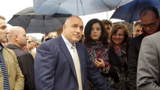 Премиерът: Ще му се на Доган хонорар 