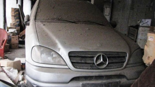 Клошари и наркомани разграбват хотела на Ванко 1