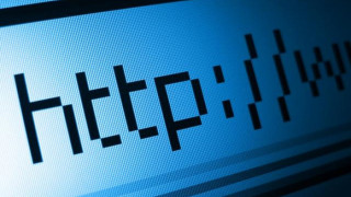Бисерите в матурите заразени от нета