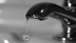 Топлата вода поевтинява с до 30%
