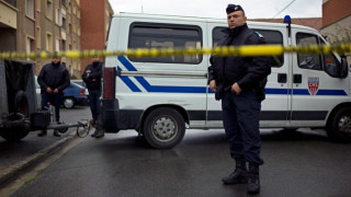Пребиха трима еврейски ученици в Лион