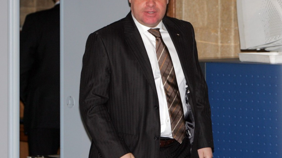 Найденов: Заменката на гора за мазе е пладнешки грабеж | StandartNews.com