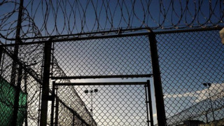 Надзирателите излизат на протест