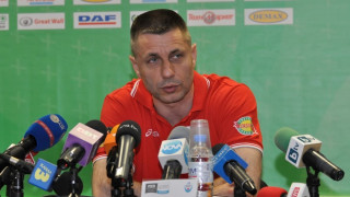 Радо си тръгва днес с бомба