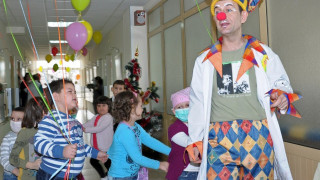 Приемен родител става професия