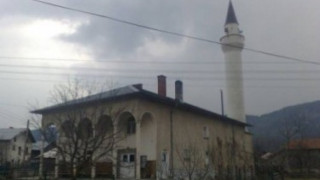Обвиниха 13 за участие в "Ал-Уакф ал-ислями"