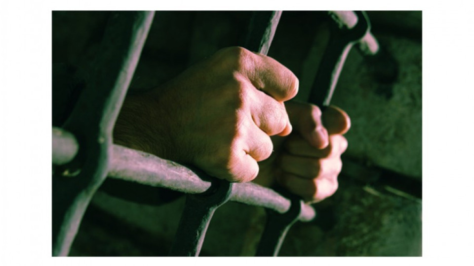 Бунтове избухнаха в три турски затвора | StandartNews.com