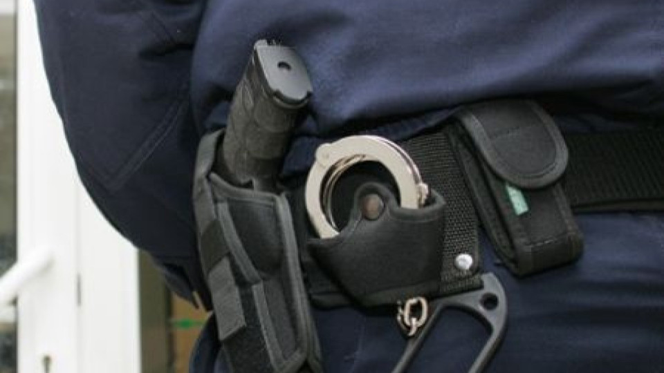 Жандармерия пази властта на плажа | StandartNews.com